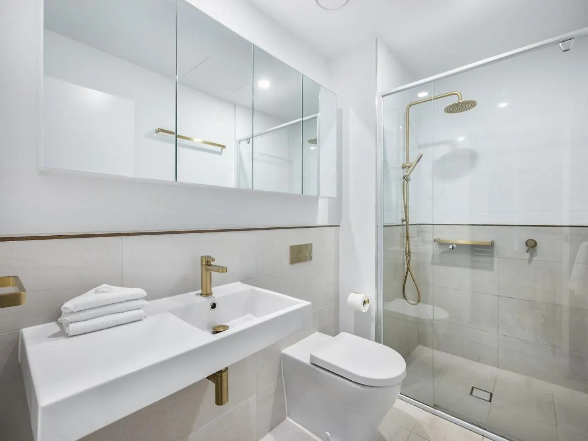 Riverside 2Br Delicate Apt Gold Coast